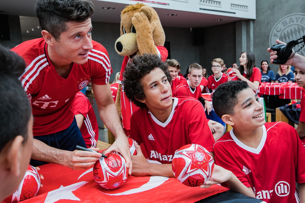 patrocinios Allianz aseguradora - Allianz Explorer Camp Football Edition